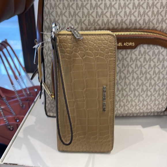 Michael Kors Large Jet Set Travel Continental Wristlet Phone Holder Case Wallet - Picture 5 of 16